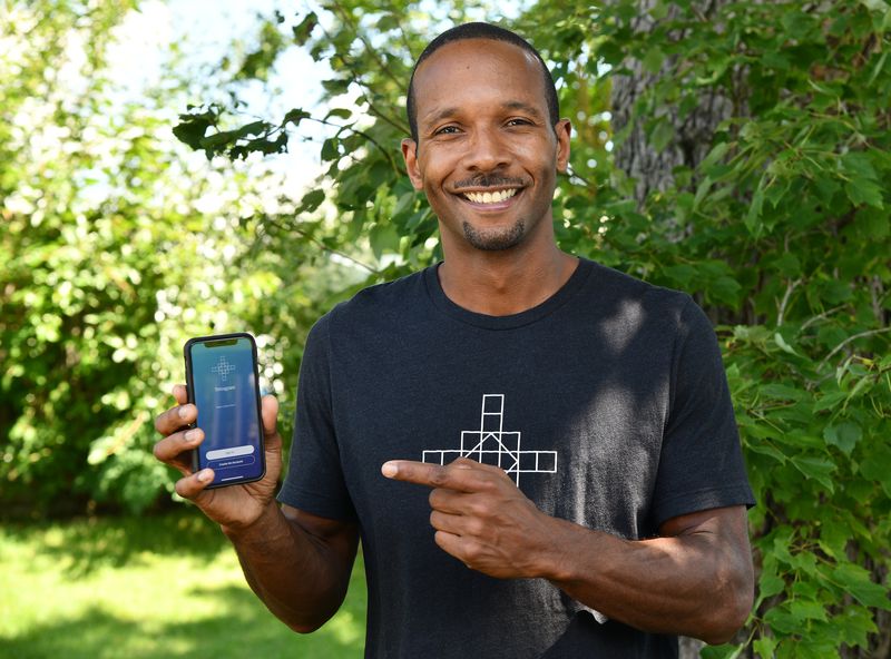 Otha Smith III, a Bowie resident, has founded an app called Tetragram to help cannabis users journal which strains work for them. (Paul W. Gillespie/Capital Gazette)